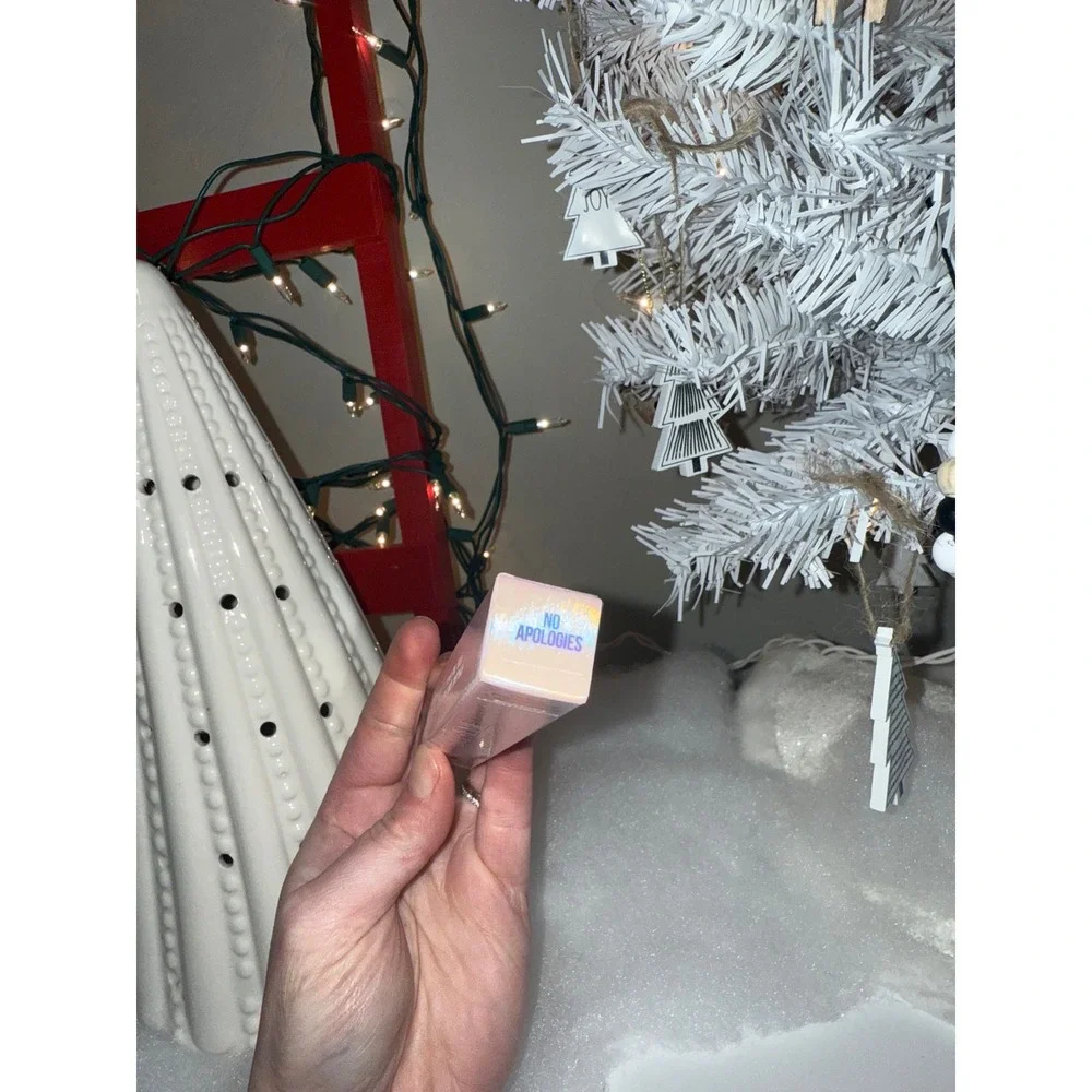 Jeffree Star Cosmetics Supreme Gloss Full Pigment Lip Gloss No‎ Apologies